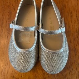 SmartFit Shimmering Gold Kids Dress Shoes